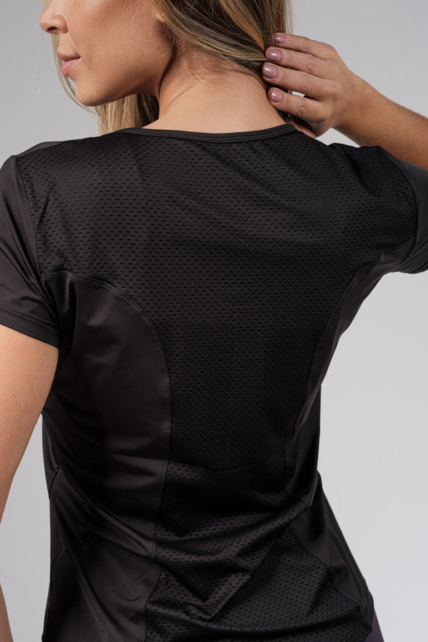 Blusa Dry Fit Preta Detalhe