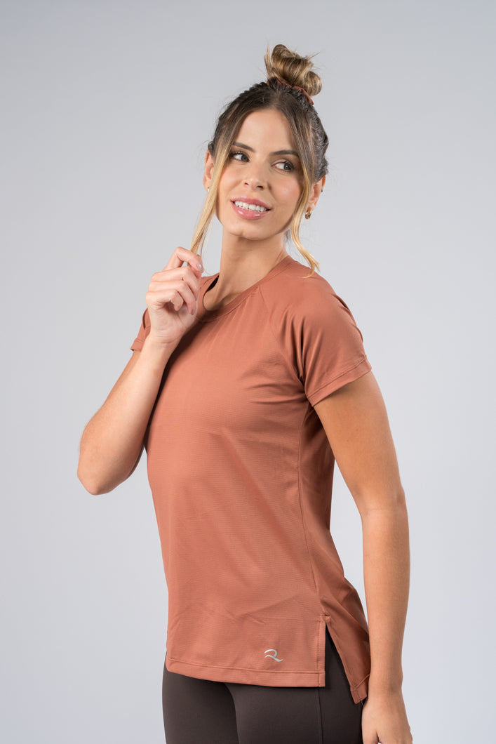 Blusa fenda lateral marrom