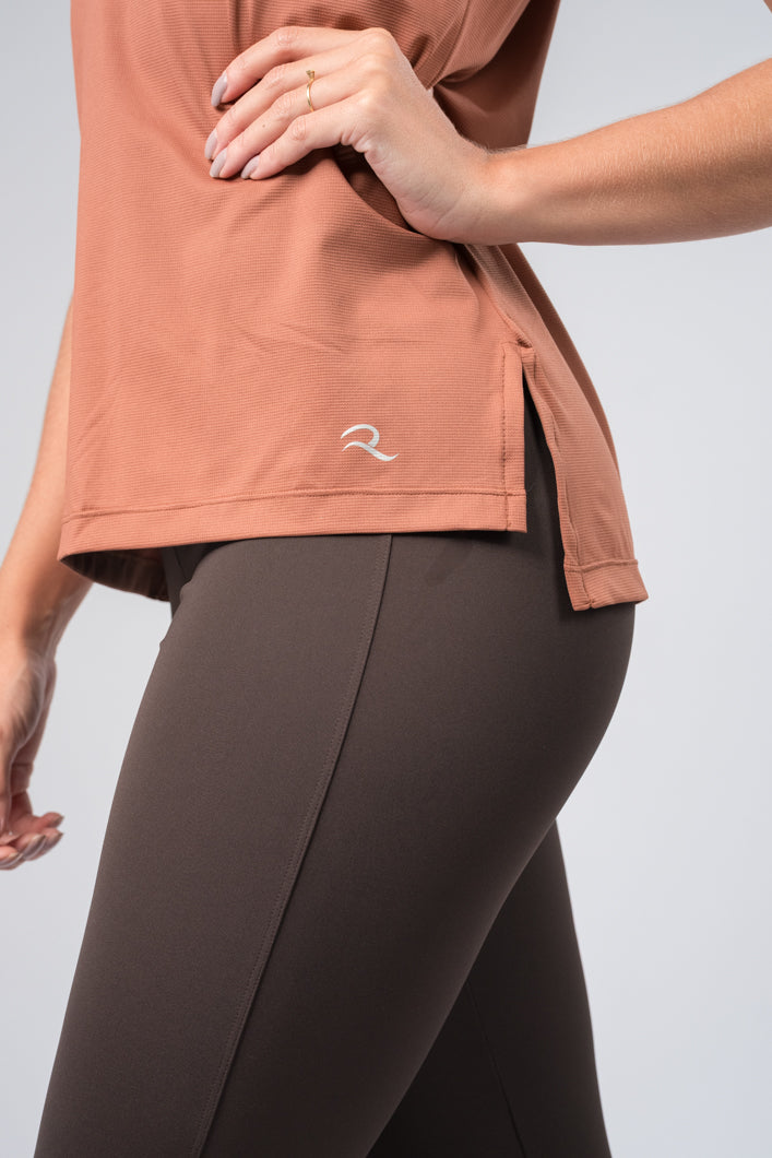 Blusa fenda lateral marrom