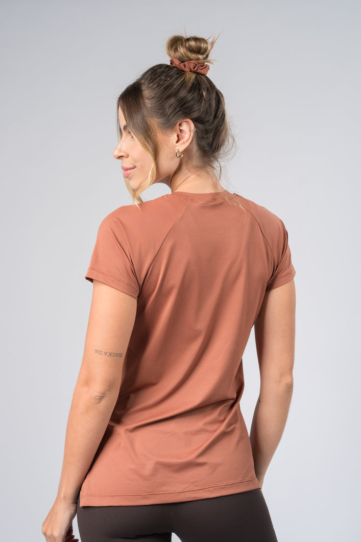 Blusa fenda lateral marrom