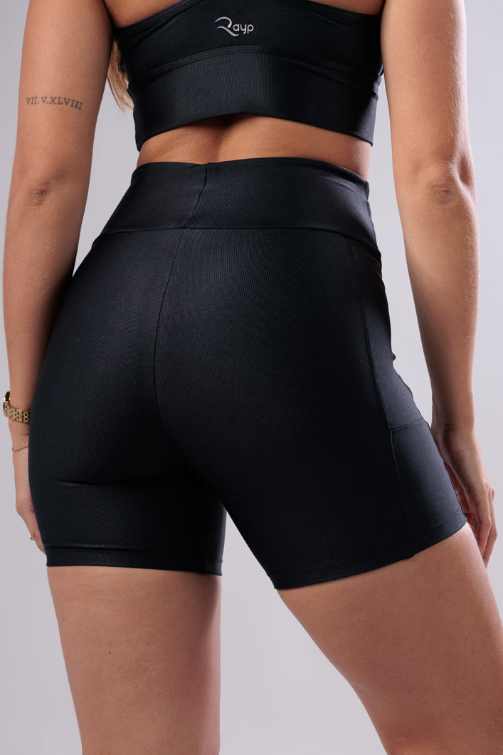 Short Canelado com Brilho Preto