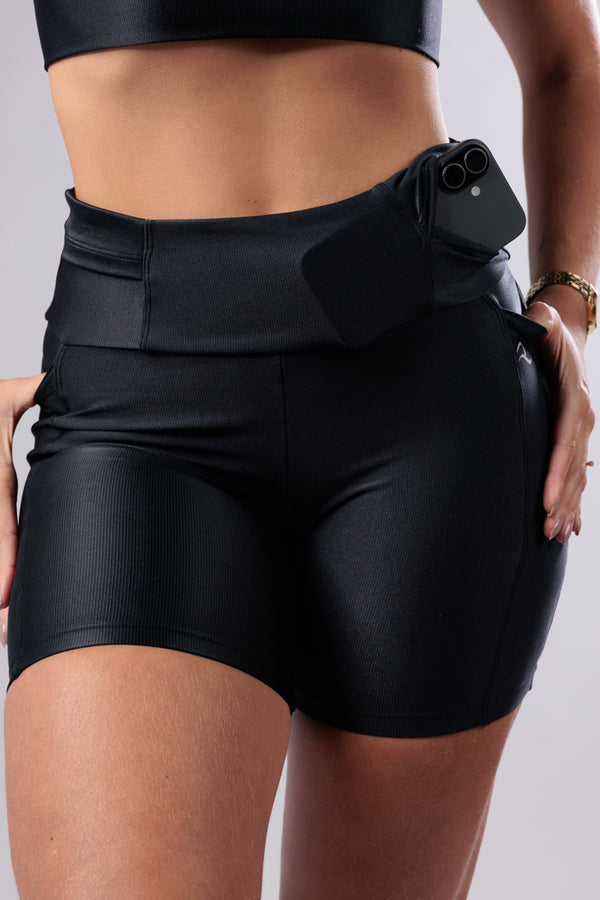 Short Canelado com Brilho Preto