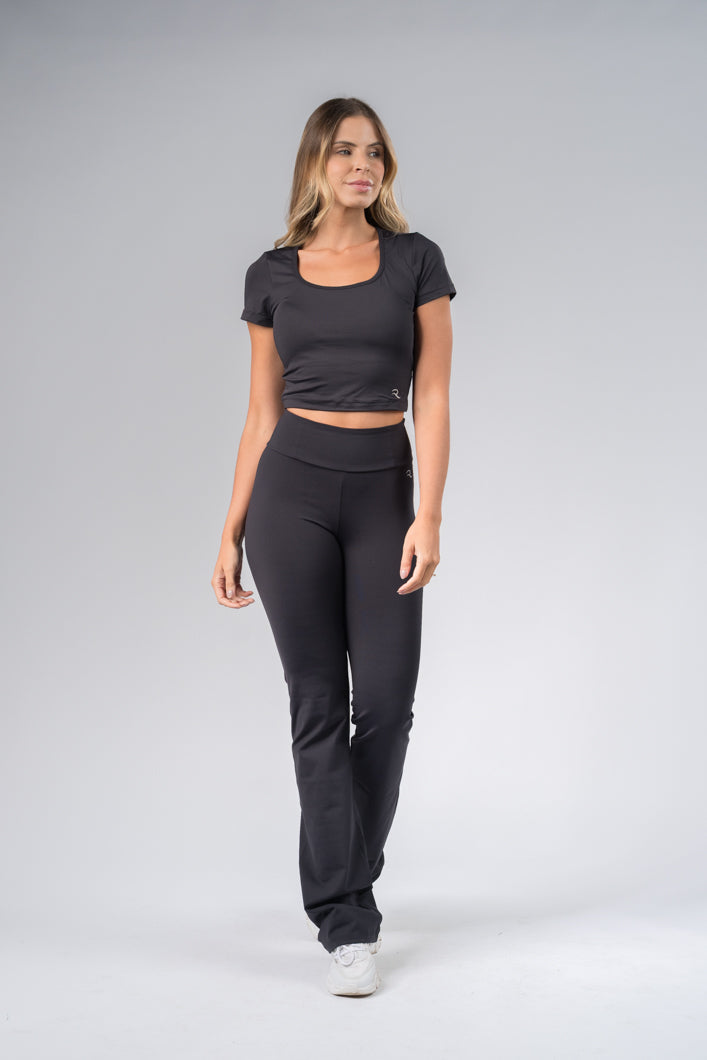 Calça Reta Preta